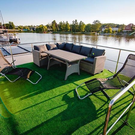 Houseboat- Dom Na Wodzie Z Sauna I Mozliwoscia Plywania Илава Екстериор снимка