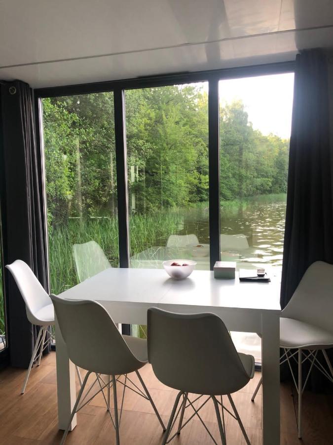 Houseboat- Dom Na Wodzie Z Sauna I Mozliwoscia Plywania Илава Екстериор снимка
